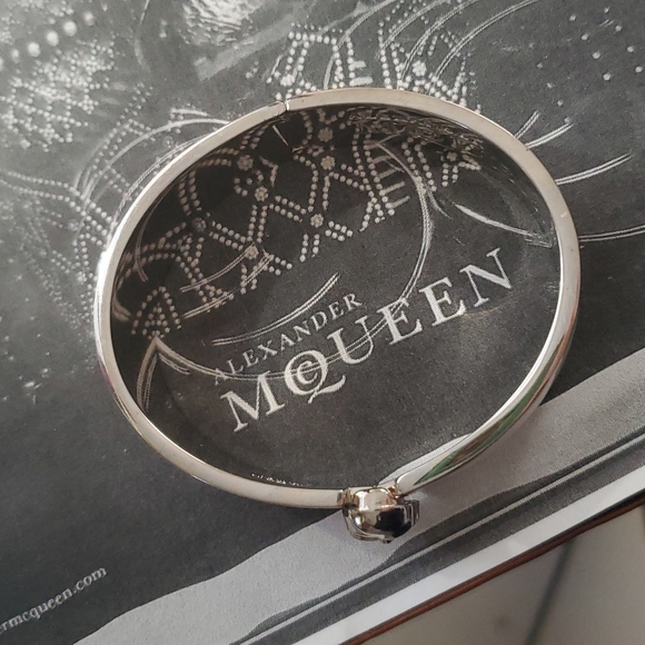 Alexander McQueen Bracelet - Picture 5 of 8